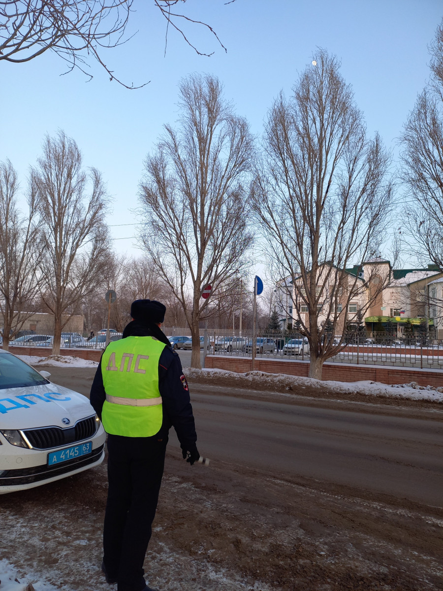 В рамках мероприятия «Детская безопасность за спиной родителей»  Госавтоинспекторы Кинельского района провели мероприятия «Ребенок в машине!»  | 16.02.2023 | Кинель - БезФормата